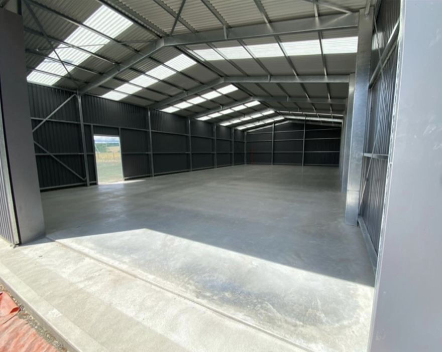 Sealed and polished shed pad in Onkaparinga